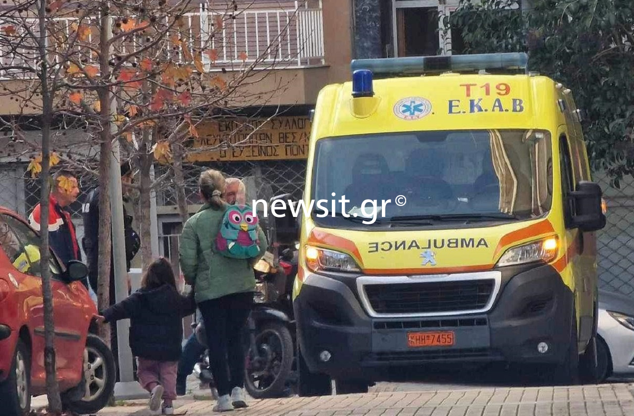 Θεσσαλονίκη: Σκύλος τραυμάτισε στο πρόσωπο ένα βρέφος 18 μηνών – Μεταφέρθηκε στο νοσοκομείο