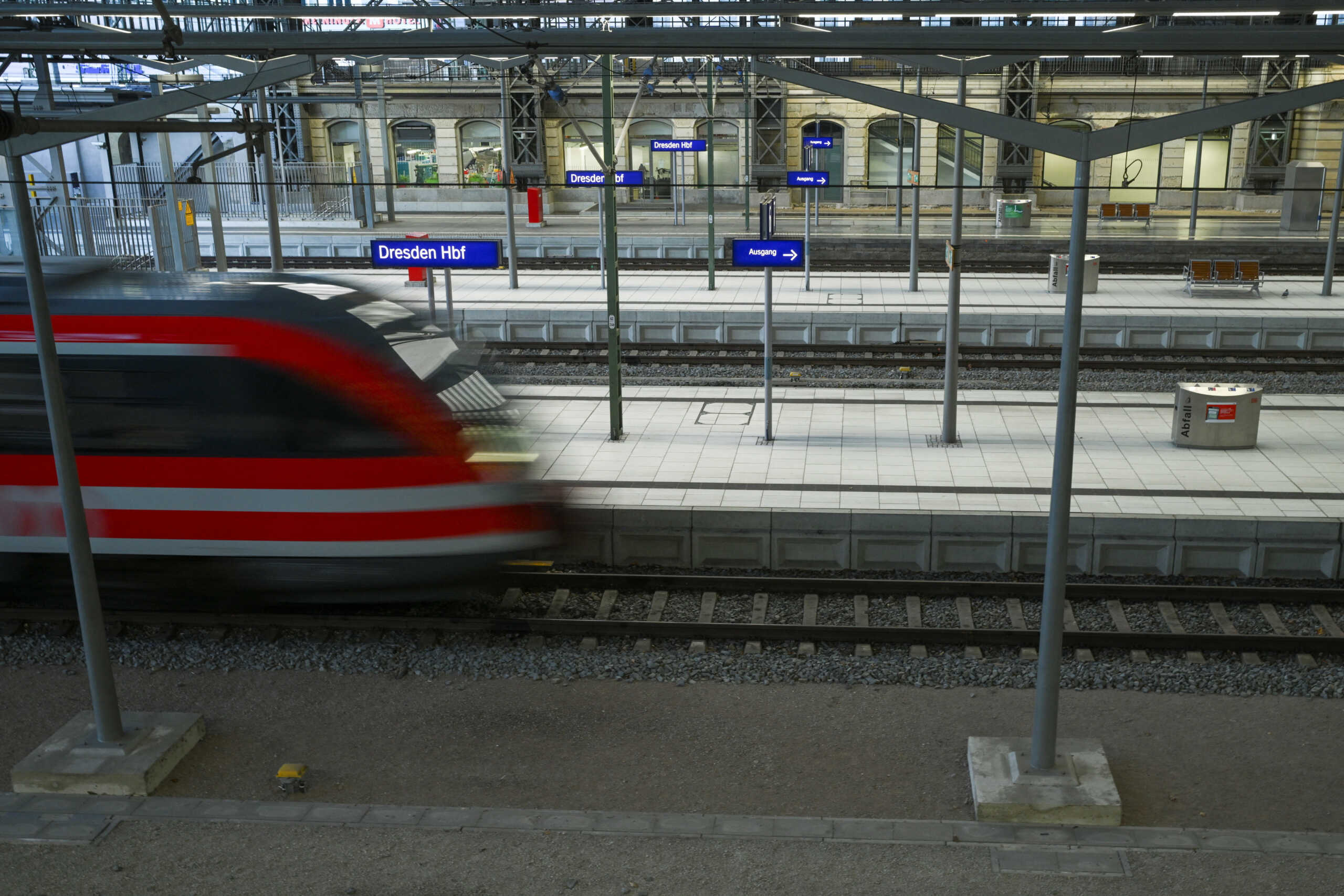 A regional train arrives at Dresden's main train station during a strike by Germany's GDL train drivers union, demanding wage increases and a shorter working week, in Dresden, Germany January 10, 2024. REUTERS