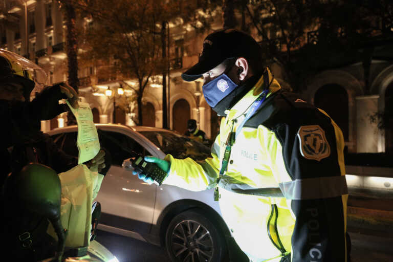15 συλλήψεις από την Τροχαία μεθυσμένων οδηγών και εργαζομένων σε αυθαίρετα πάρκινγκ – «Κόπηκαν» 277 κλήσεις