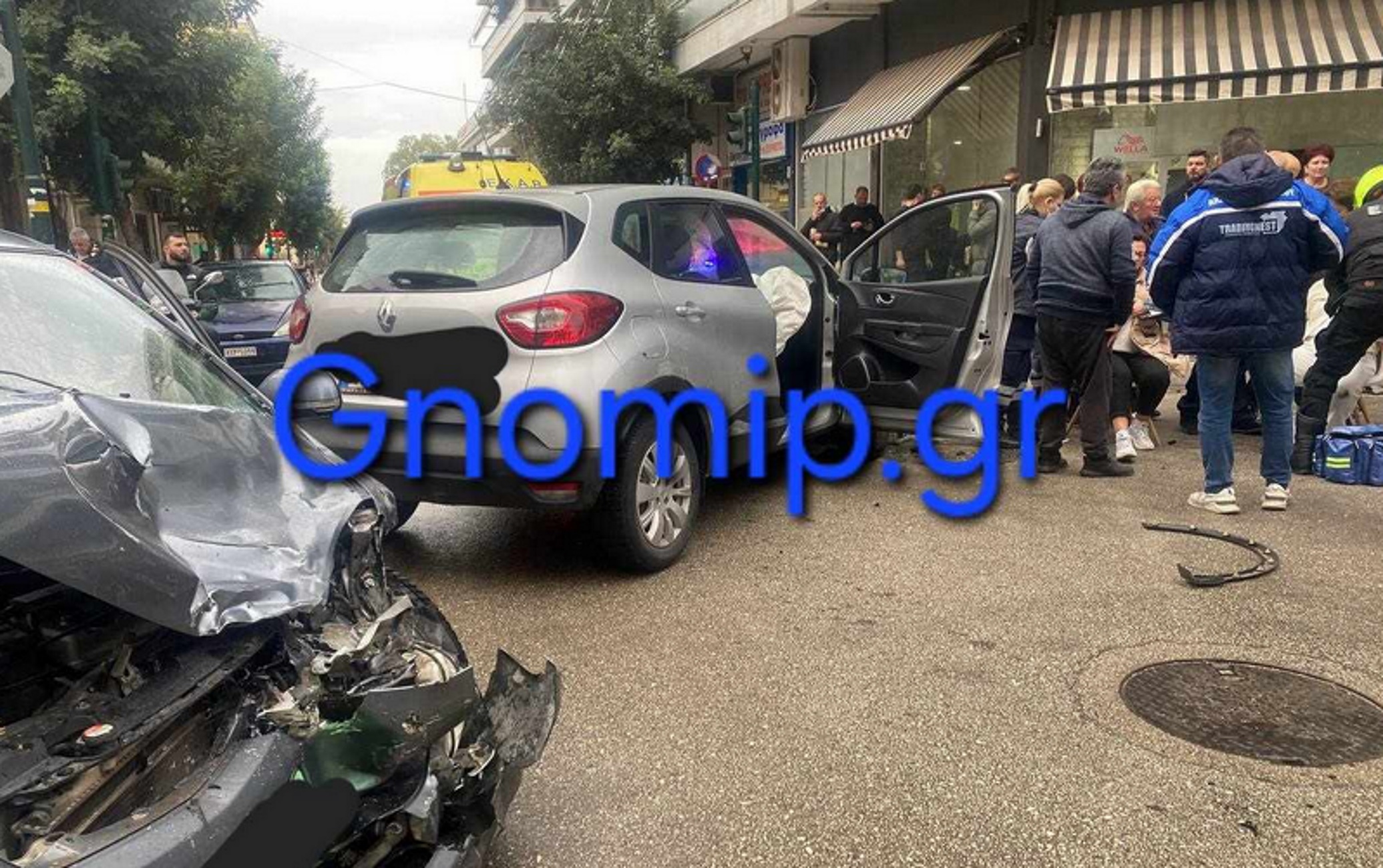 Πάτρα: Οδηγός έπαθε καρδιακό επεισόδιο και προκάλεσε τροχαίο με 3 τραυματίες