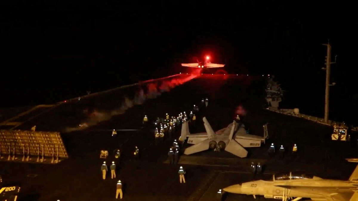 Ο αμερικανικός στρατός επιβεβαιώνει νέα πλήγματα κατά των Χούθι – «Ήταν έτοιμοι να εκτοξεύσουν πυραύλους εναντίον πλοίων»