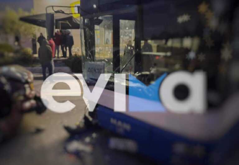 Τροχαίο στη Χαλκίδα: Λεωφορείο έπεσε πάνω σε σταθμευμένα ταξί – Στο νοσοκομείο δύο οδηγοί