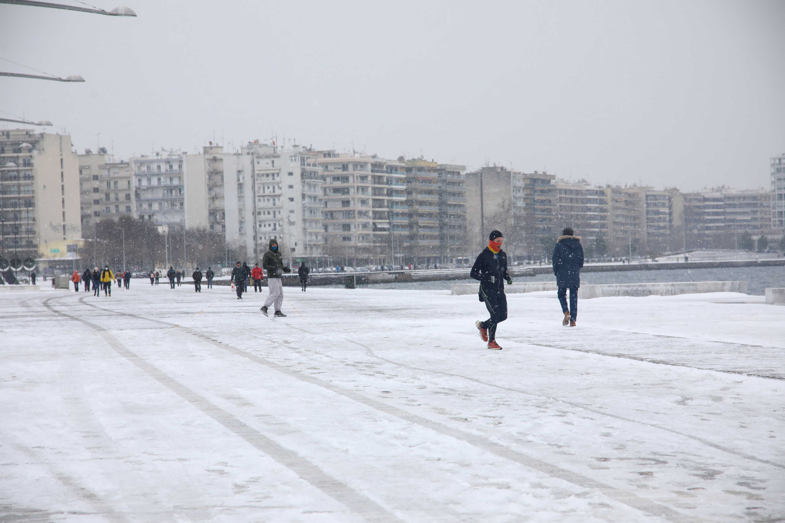 Καιρός – Μαρουσάκης: Πυκνό χιόνι στη Θεσσαλονίκη – Θα χιονίσει ακόμα και στις παραλίες, τι θα γίνει στην Αττική