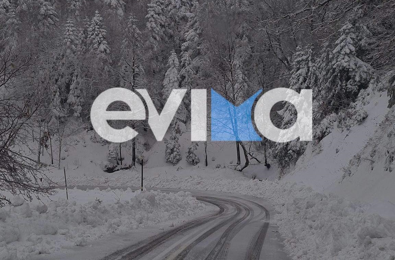 Χιόνια στην Εύβοια – «Μπόρες» από νιφάδες ακόμη και σε χαμηλά υψόμετρα