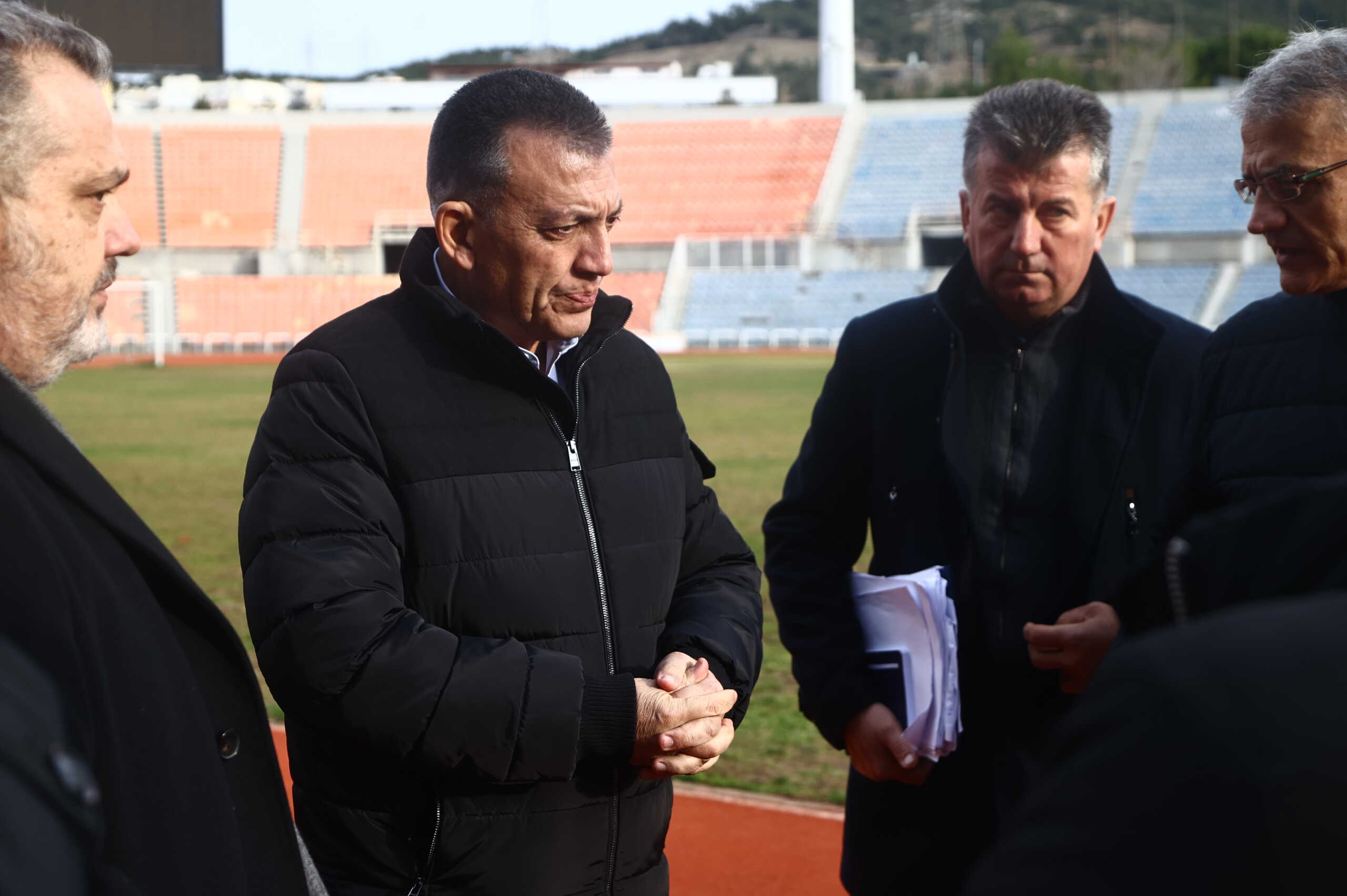 ΕΠΙΣΚΕΨΗ ΤΟΥ ΑΝΑΠΛΗΡΩΤΗ ΥΠΟΥΡΓΟΥ ΑΘΛΗΤΙΣΜΟΥ ΓΙΑΝΝΗ ΒΡΟΥΤΣΗ ΣΤΟ ΚΑΥΤΑΝΖΟΓΛΕΙΟ ΣΤΑΔΙΟ ΚΑΙ ΣΥΝΕΝΤΕΥΞΗ ΤΥΠΟΥ ( ΡΑΦΑΗΛ ΓΕΩΡΓΙΑΔΗΣ