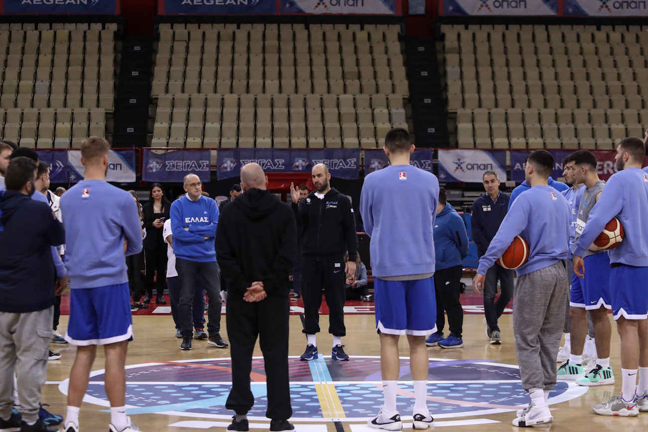 MEDIA DAY ΚΑΙ ΠΡΟΠΟΝΗΣΗ ΤΗΣ ΕΘΝΙΚΗΣ ΕΛΛΑΔΑΣ ΓΙΑ ΤΑ ΠΡΟΚΡΙΜΑΤΙΚΑ ΤΟΥ ΕΥΡΩΜΠΑΣΚΕΤ 2025 (ΘΑΝΑΣΗΣ ΔΗΜΟΠΟΥΛΟΣ