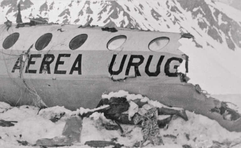 Η αληθινή ιστορία πίσω από την ταινία «Η κοινωνία του χιονιού» που είναι υποψήφια για Όσκαρ - Τι έγινε στις Άνδεις το 1972