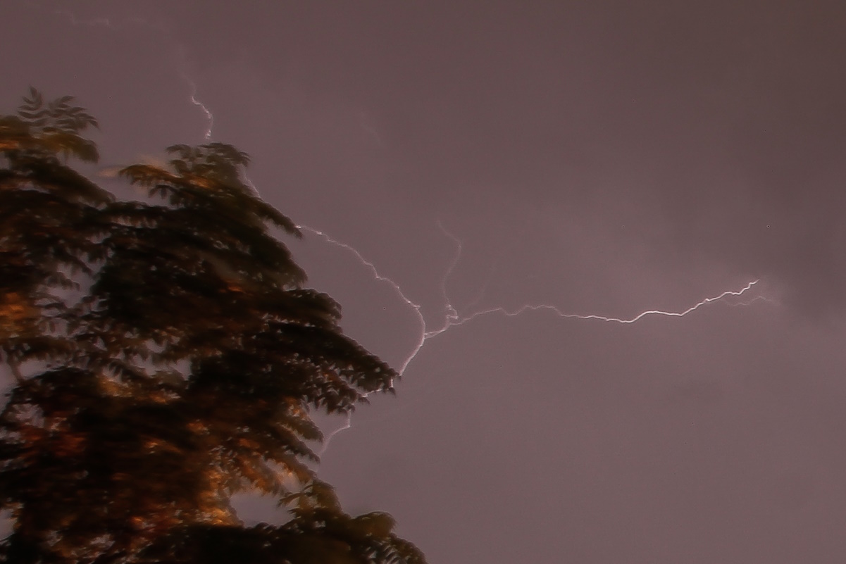 Καιρός – Γιάννης Καλλιάνος: Ισχυρές βροχές και θυελλώδεις ανέμους φέρνει η κακοκαιρία εξπρές