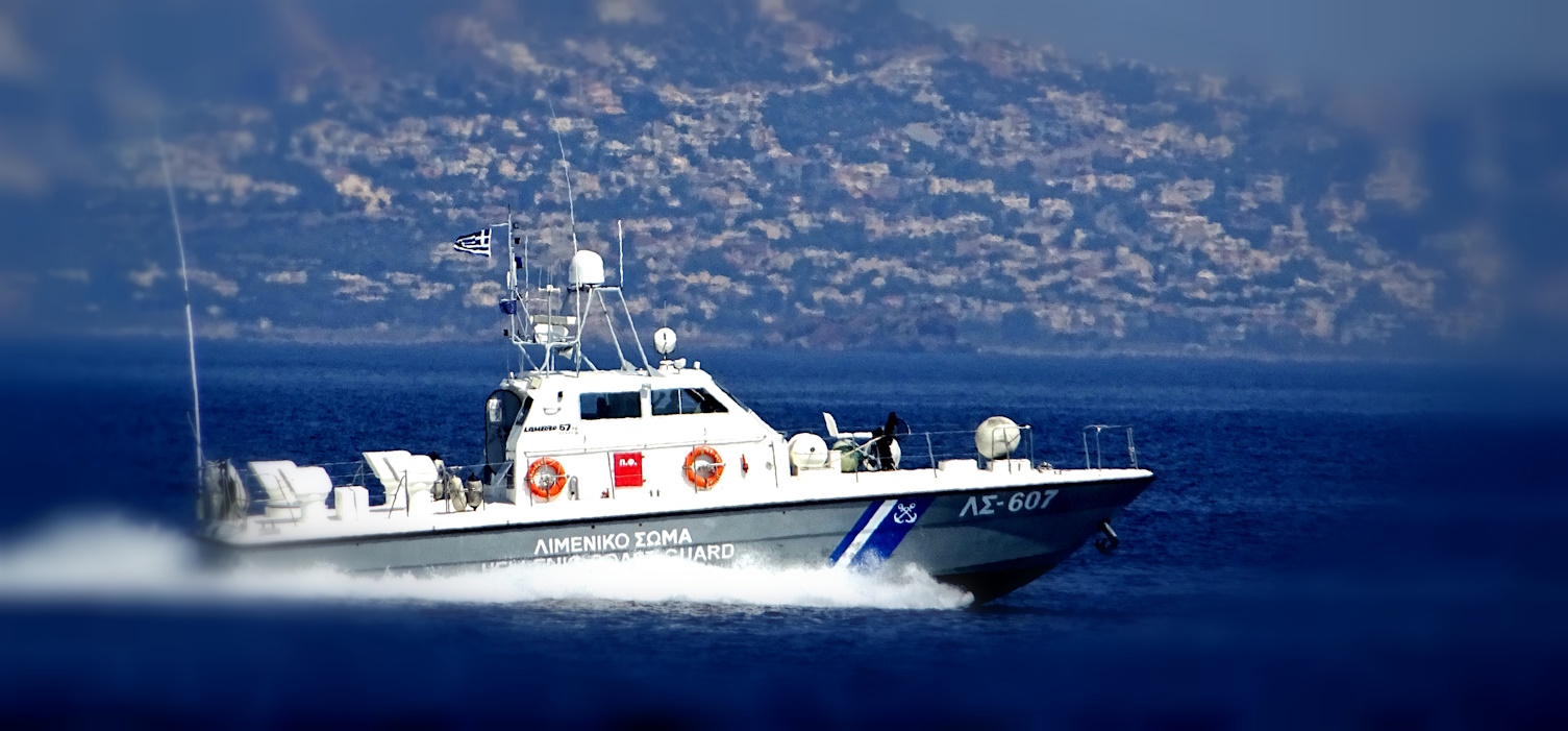 Φορτηγό πλοίο παρέλαβε 47 μετανάστες που διασώθηκαν ανοιχτά από τη Γαύδο