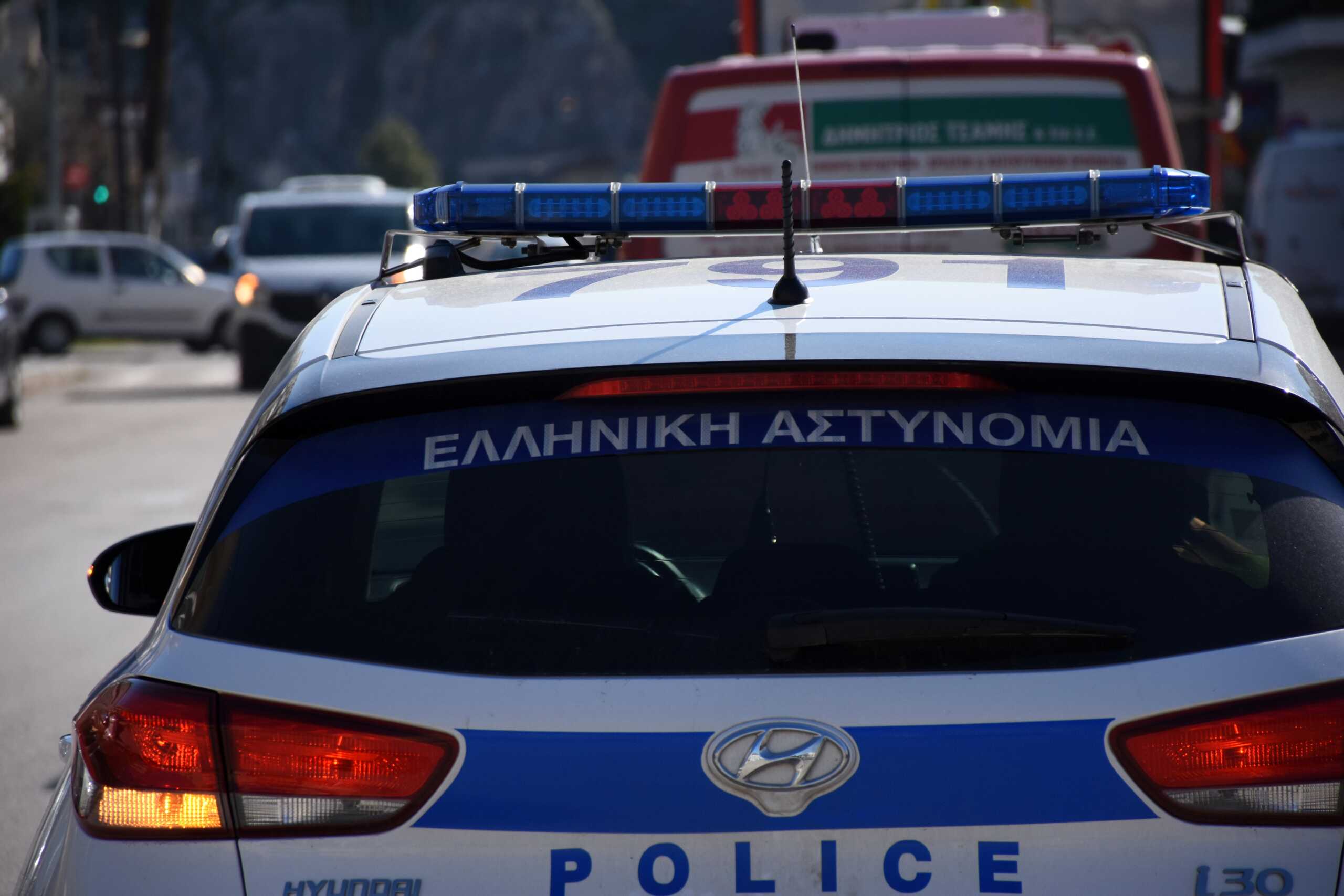 Συναγερμός για ύποπτο αντικείμενο στην Ομόνοια – Διακόπηκε για λίγο η κυκλοφορία