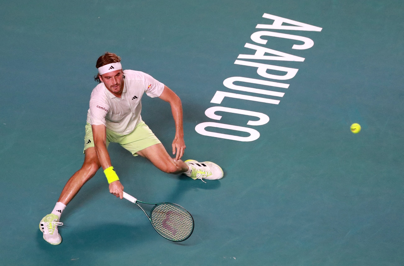 Tennis - ATP 500 - Mexican Open - Arena GNP Seguros, Acapulco, Mexico - February 27, 2024 Greece's Stefanos Tsitsipas in action during his round of 32 match against Russia's Roman Safiullin REUTERS