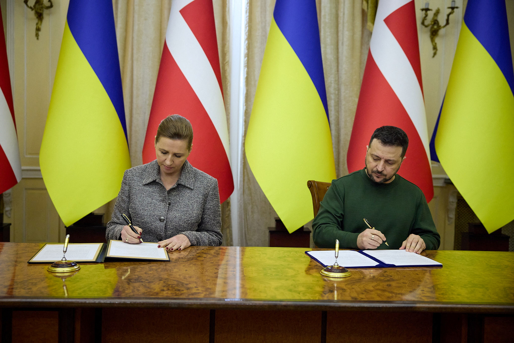 Ουκρανία και Δανία υπέγραψαν 10ετές σύμφωνο ασφαλείας και αμυντικής συνεργασίας