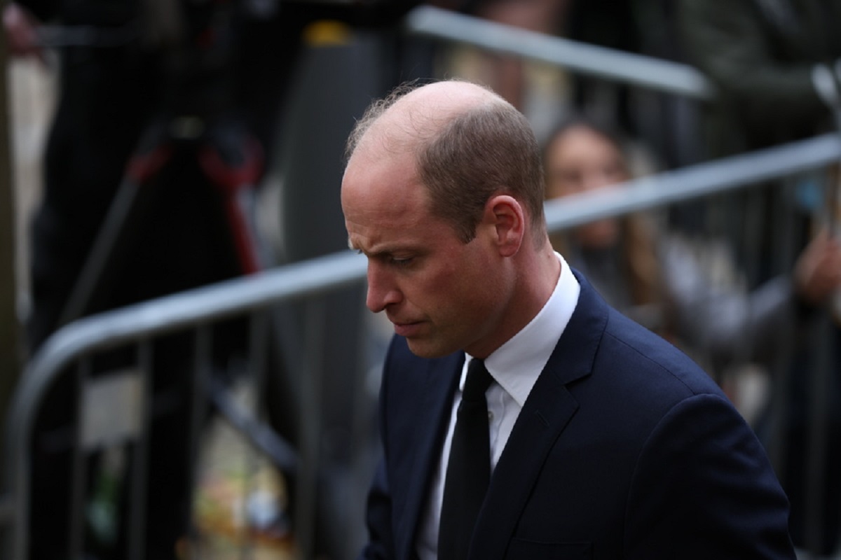 epa10973228 Britain's Prince William, Prince of Wales,  arrives to attend the funeral service of Sir Bobby Charlton at Manchester Cathedral in Manchester, Britain, 13 November 2023. English soccer legend Bobby Charlton died at the age of 86 on 21 October 2023.  EPA
