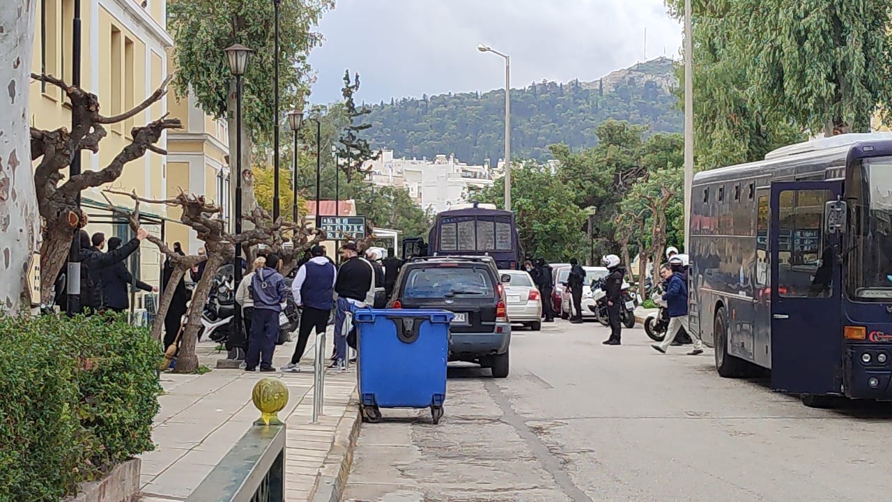 Ποινική δίωξη για έξι κακουργήματα και πέντε πλημμελήματα στους 10 για την οργάνωση «Σύμπραξη Εκδίκησης»