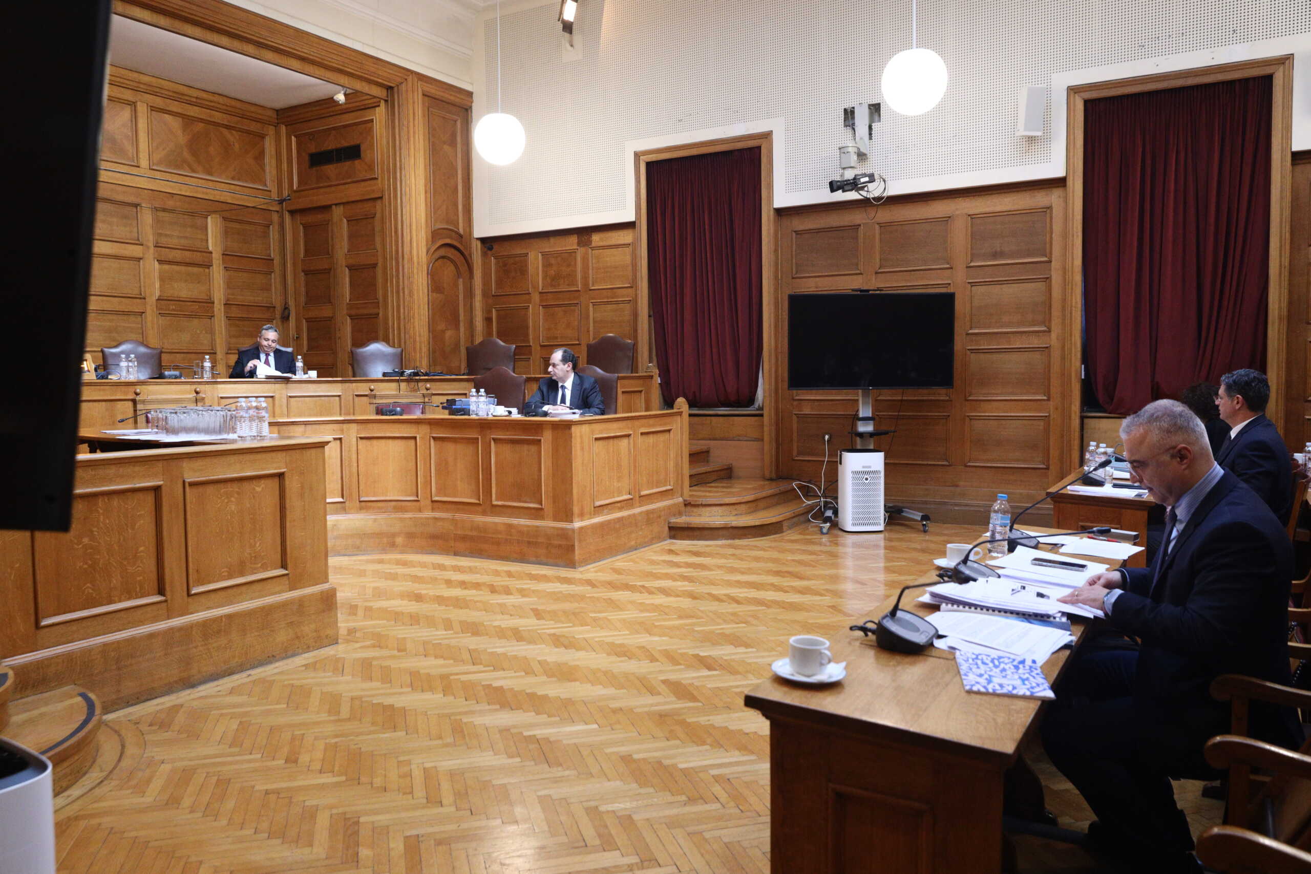 Εξεταστική για Τέμπη: Απορρίφθηκε το αίτημα για διακοπή των εργασιών της επιτροπής