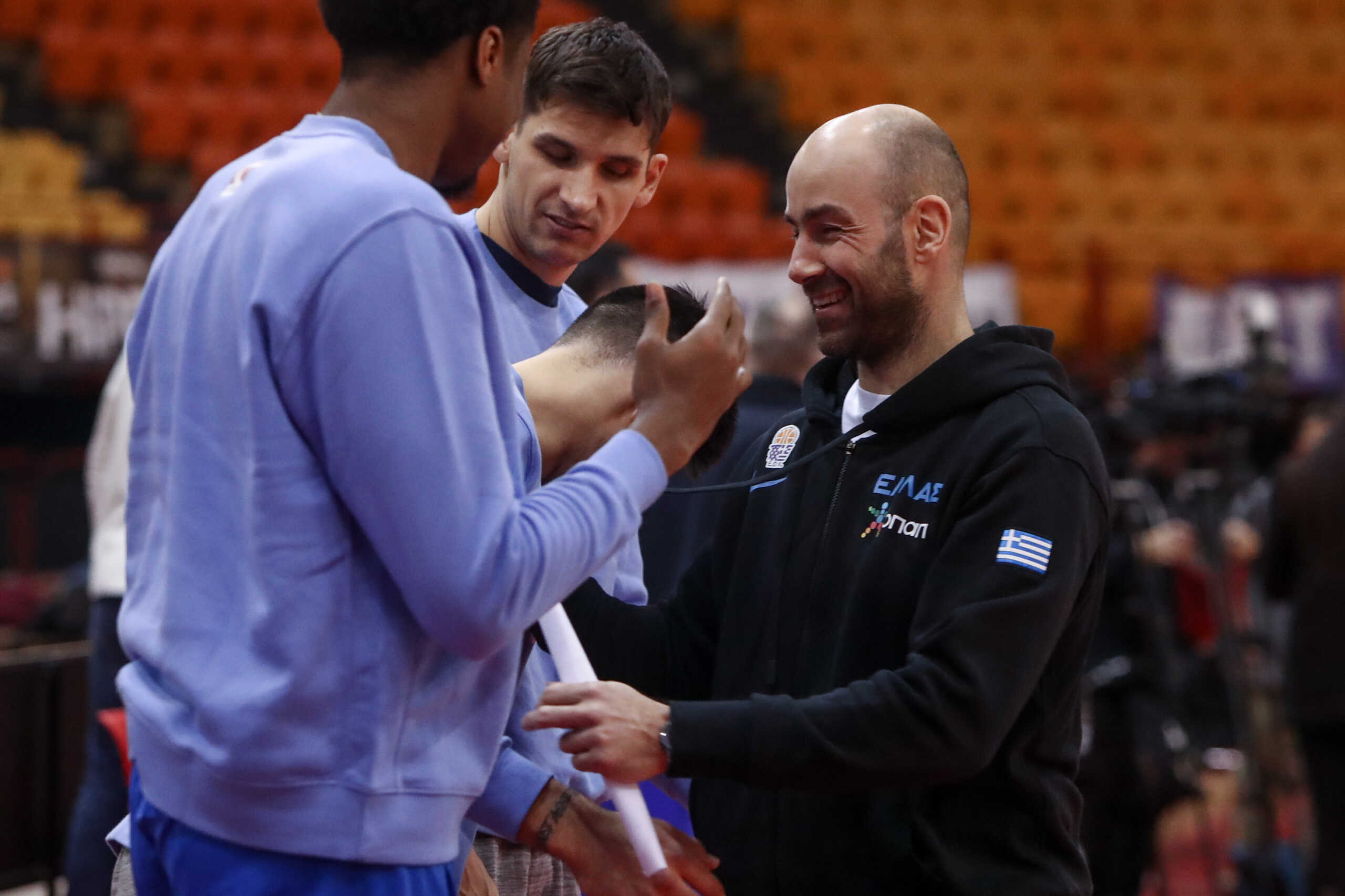 MEDIA DAY ΚΑΙ ΠΡΟΠΟΝΗΣΗ ΤΗΣ ΕΘΝΙΚΗΣ ΕΛΛΑΔΑΣ ΓΙΑ ΤΑ ΠΡΟΚΡΙΜΑΤΙΚΑ ΤΟΥ ΕΥΡΩΜΠΑΣΚΕΤ 2025 (ΘΑΝΑΣΗΣ ΔΗΜΟΠΟΥΛΟΣ