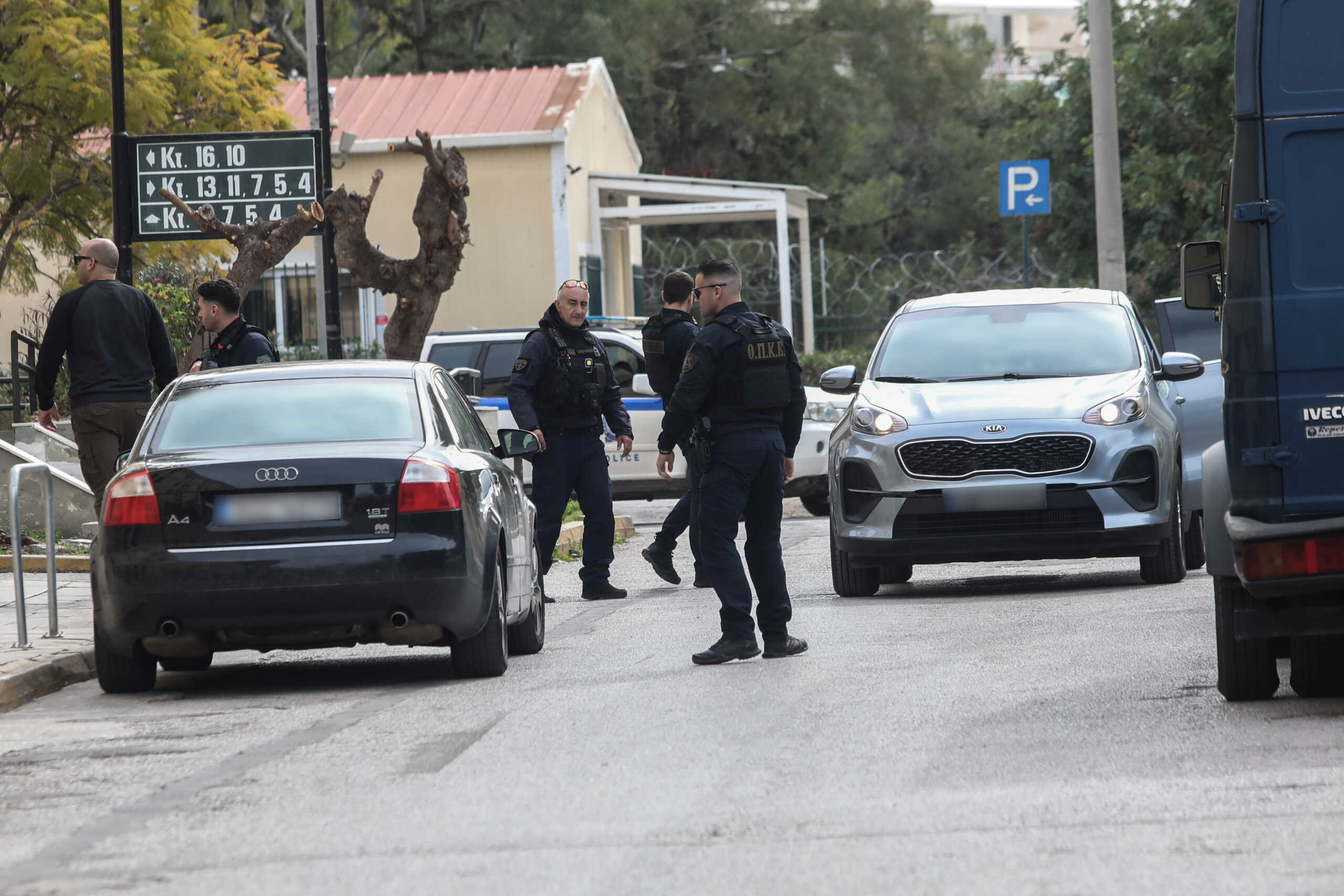 Το «βαθύ λαρύγγι», ο εφοδιασμός του πρώην μέλους των Πυρήνων της Φωτιάς και ο αγώνας δρόμου για την αποτροπή επίθεσης