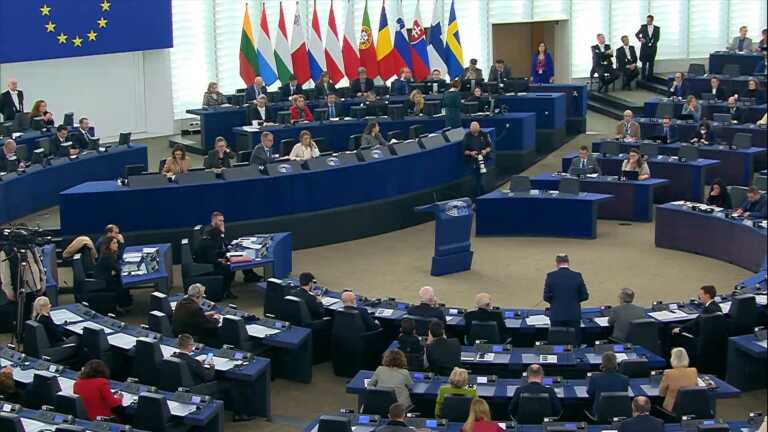 Ψήφισμα στο Ευρωκοινοβούλιο κατά της Ελλάδας για το κράτος δικαίου - Ανησυχία για παρακολουθήσεις, βία και την έρευνα για τα Τέμπη