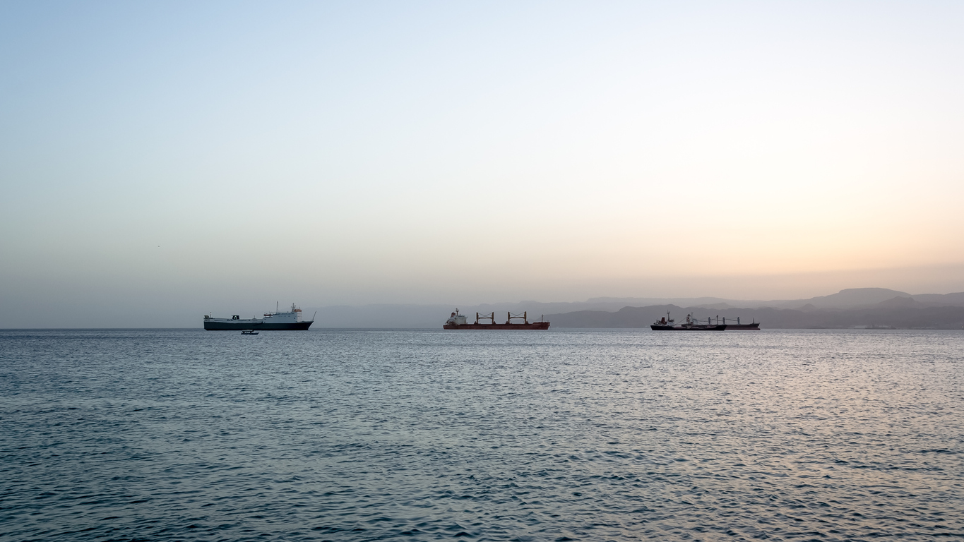 Οι Χούθι ανέλαβαν την ευθύνη για την επίθεση σε βρετανικό πλοίο στην Ερυθρά Θάλασσα