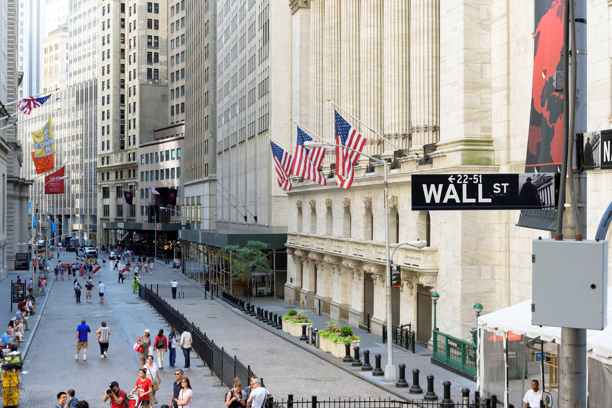 Εμπορικά ακίνητα: Μυρίζει «μπαρούτι» στους τραπεζικούς κολοσσούς της Wall Street 