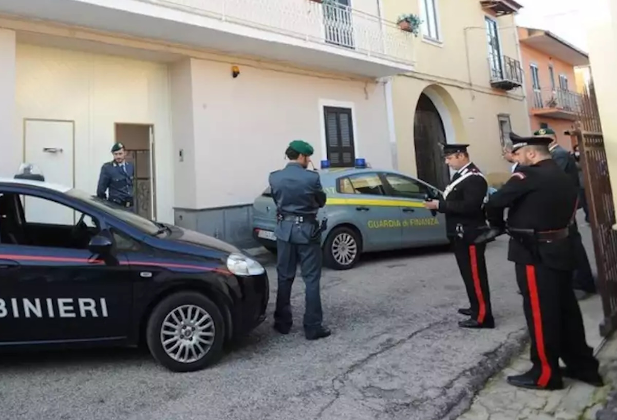 Ιταλία: Δεκαεπτάχρονος με ψυχικά προβλήματα επιτέθηκε με μαχαίρι σε καθηγήτριά του