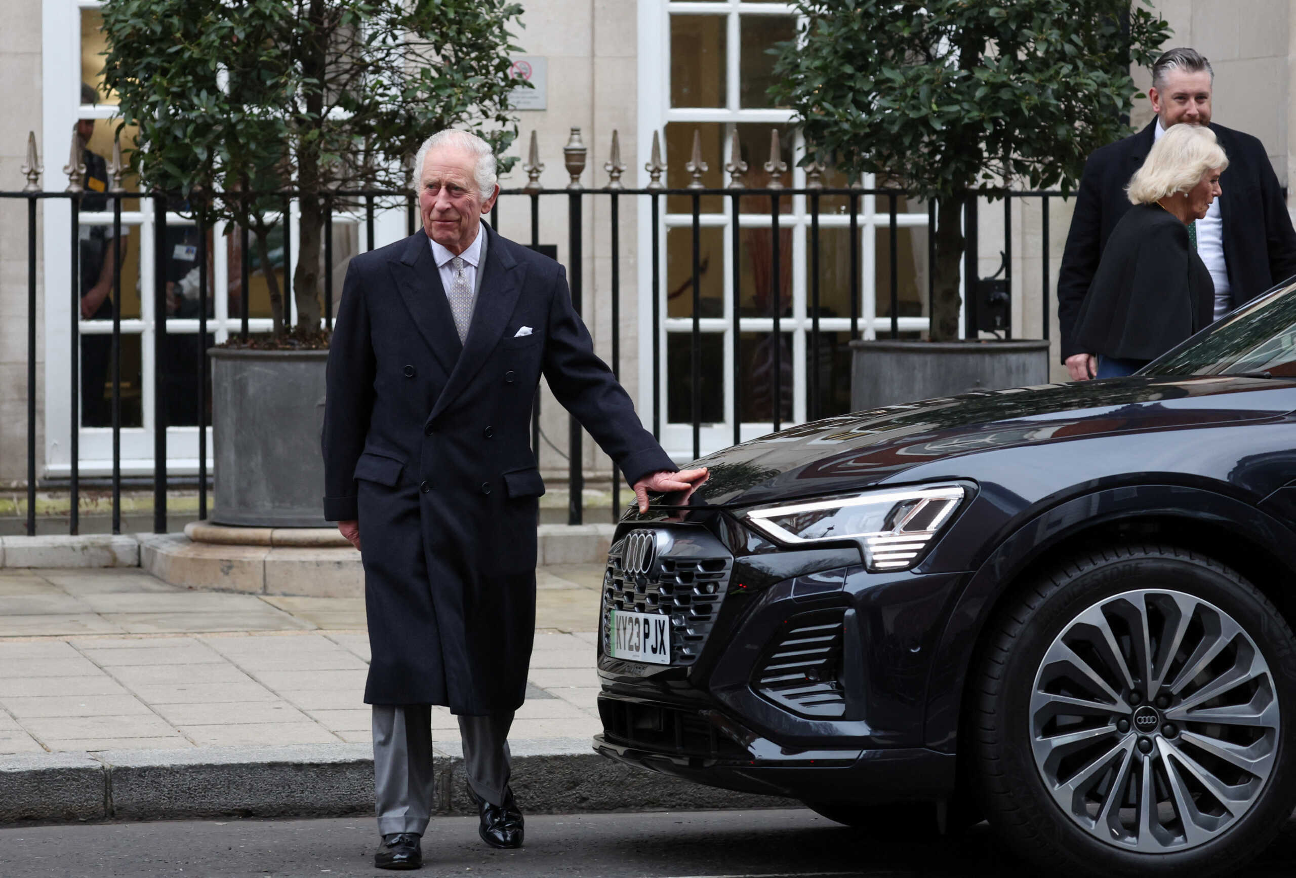 Britain's King Charles leaves the London Clinic with Britain's Queen Camilla after receiving treatment for an enlarged prostate in London, Britain January 29, 2024. REUTERS