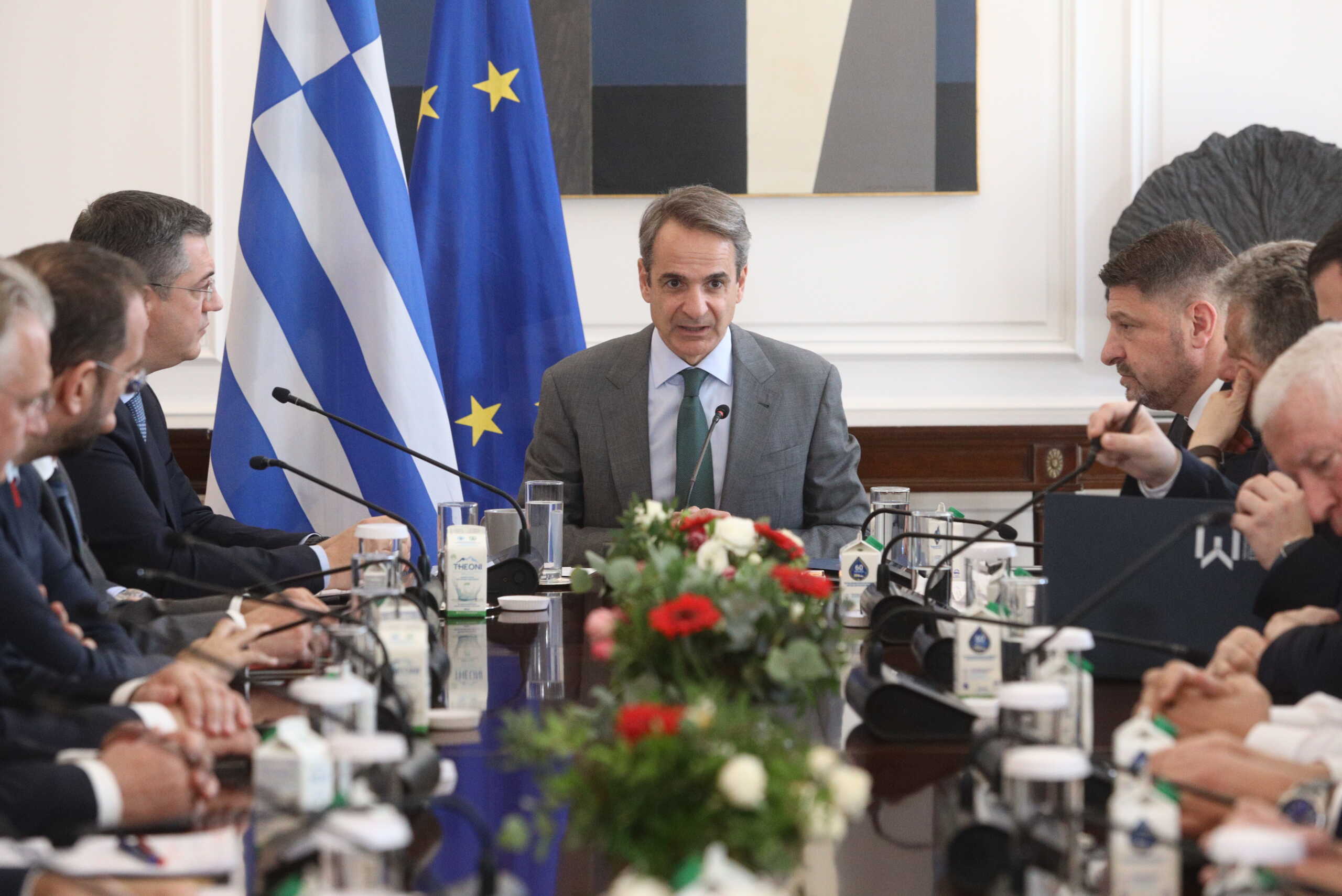 Συνάντηση του Πρωθυπουργού Κυριάκου Μητσοτάκη με τους Περιφερειάρχες, στο Μέγαρο Μαξίμου, Πέμπτη 8 Φεβρουαρίου 2024.
(ΓΙΑΝΝΗΣ ΠΑΝΑΓΟΠΟΥΛΟΣ
