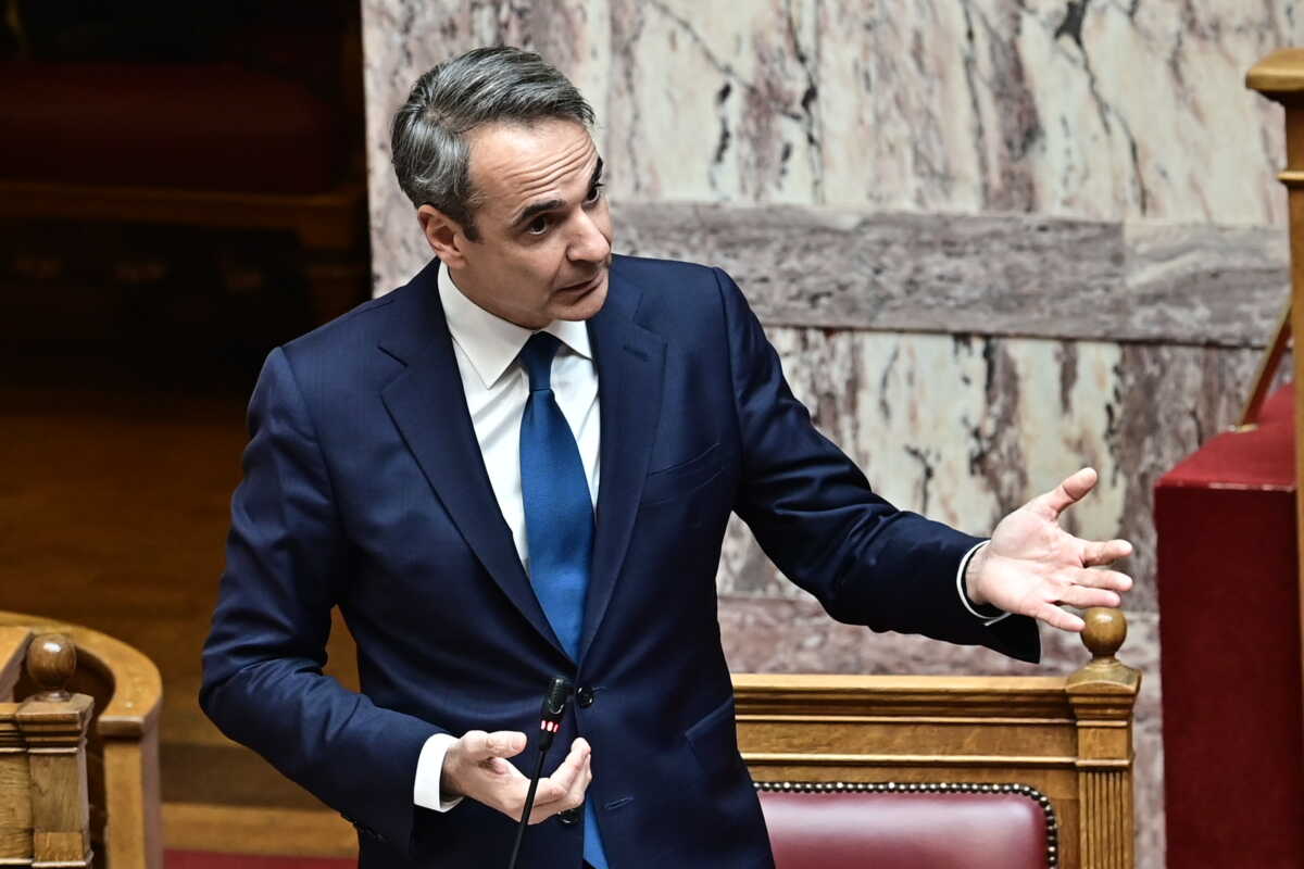 Απάντηση του Πρωθυπουργού Κυριάκου Μητσοτάκη σε επίκαιρη ερώτηση του Προέδρου της Κοινοβουλευτικής Ομάδας της Νέας Αριστεράς και Βουλευτή Μεσσηνίας Αλέξη Χαρίτση με θέμα "Το παρόν της Θεσσαλίας απαιτεί άμεση αποκατάσταση για τους πληγέντες. Το μέλλον της Θεσσαλίας απαιτεί ολιστικό σχέδιο ανασυγκρότησης", Παρασκευή 2 Φεβρουαρίου 2024. 
(ΜΙΧΑΛΗΣ ΚΑΡΑΓΙΑΝΝΗΣ