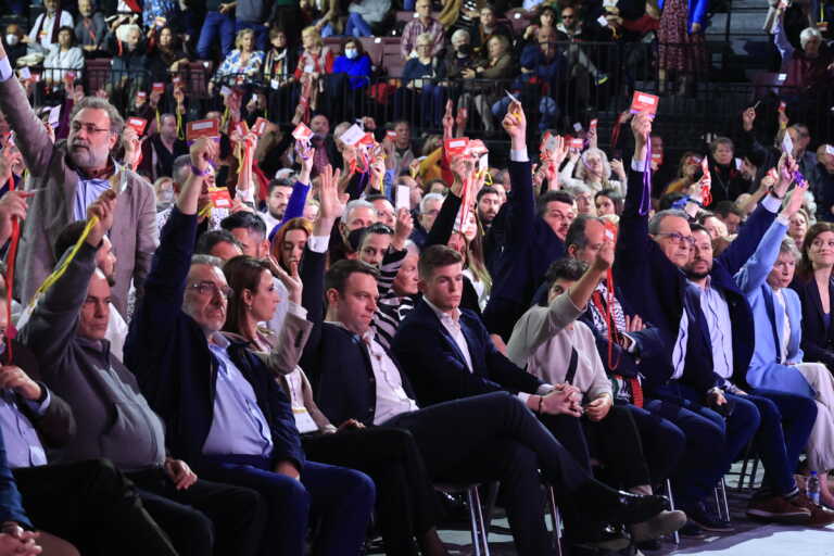 Νέο αλαλούμ με την ψηφοφορία στο συνέδριο του ΣΥΡΙΖΑ - Τι υποστηρίζουν οι συνεργάτες του Κασσελάκη