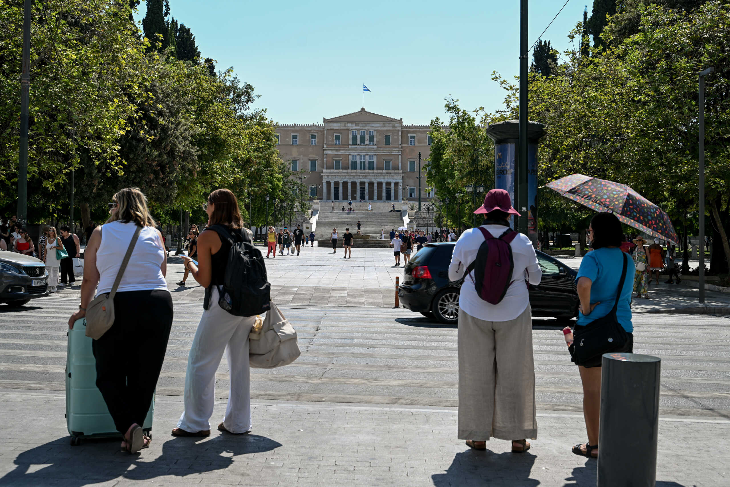 Ποιοι θα είναι το 2024 οι μεγάλοι πρωταγωνιστές στις αφίξεις ξένων επισκεπτών στην Ελλάδα