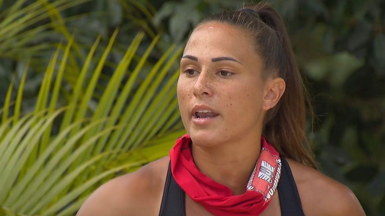Survivor 2024: Η Ασημίνα Χατζηανδρέου επιτίθεται στον Τζέιμς Καφετζή, η Σταυρούλα Χρυσαειδή την «καρφώνει»