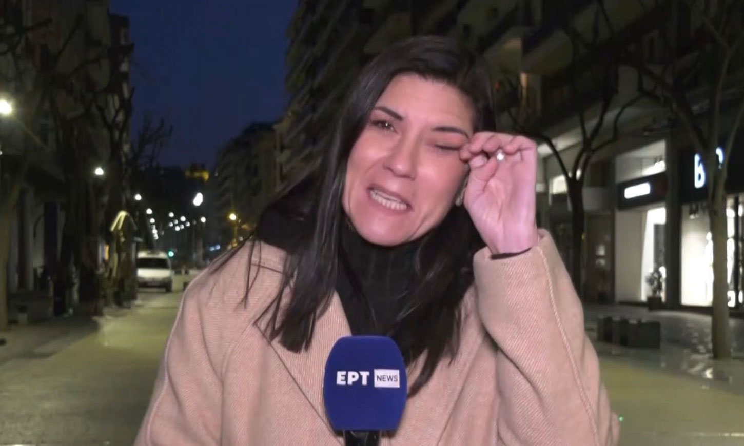 Η ρεπόρτερ της ΕΡΤ Λία Χριστάρα δάκρυσε on air για τον αποκλεισμό του ΠΑΟΚ