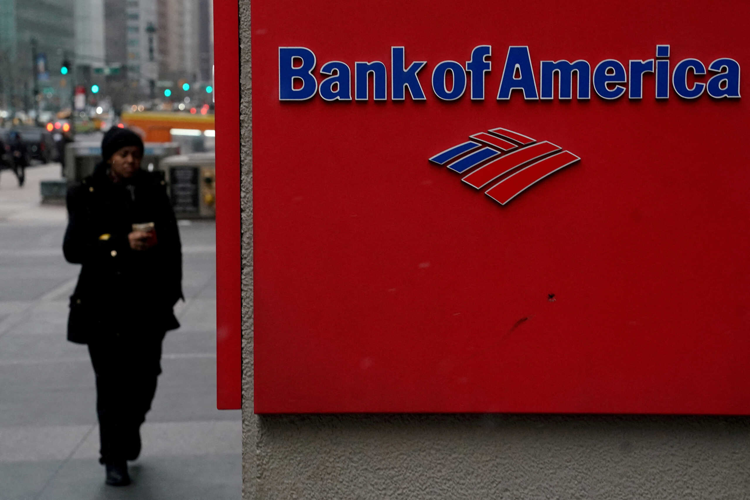 Bank of America: «Ξεχωρίζει» τις Eurobank και Τράπεζα Πειραιώς συστήνοντας «αγορά» των μετοχών τους