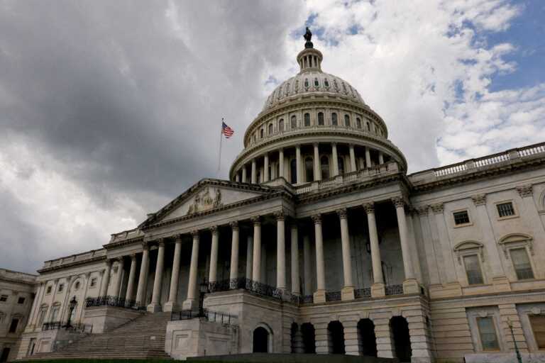 Χάος στο Κογκρέσο για τον προϋπολογισμό – Κίνδυνος shutdown και απειλή καθαίρεσης