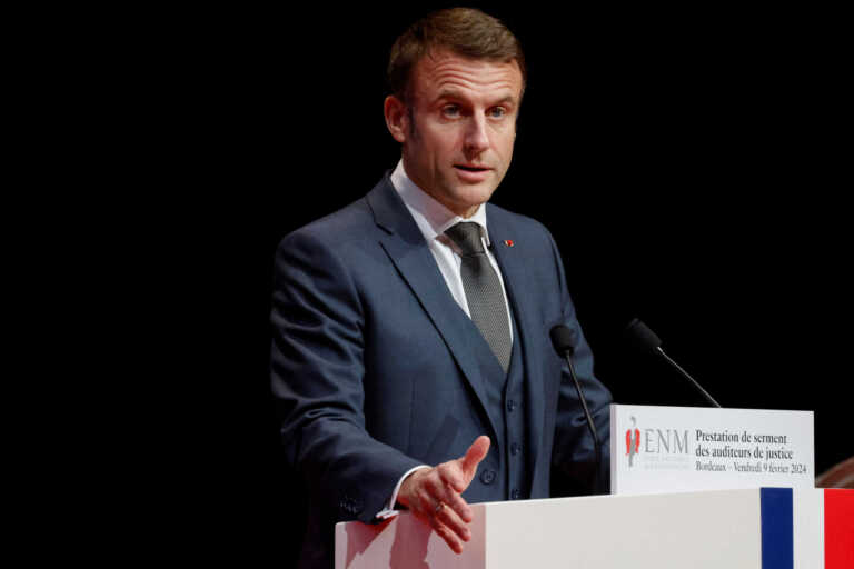 Ο Μακρόν τάσσεται υπέρ του νομοσχεδίου για την ευθανασία στη Γαλλία