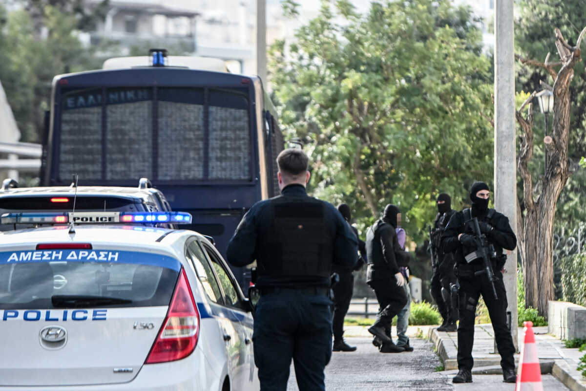 Στη φυλακή οι έξι κατηγορούμενοι για την ομάδα «Σύμπραξη Εκδίκησης»