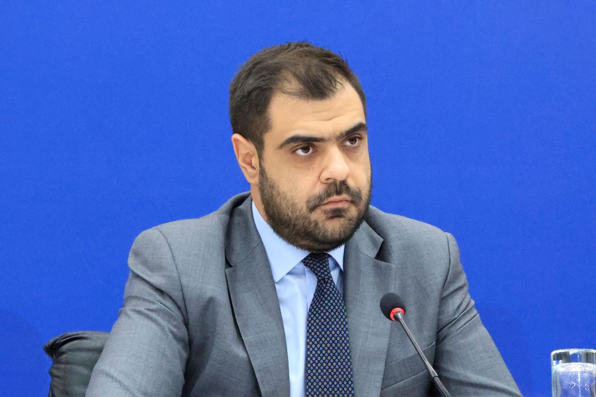 Παύλος Μαρινάκης: «Καλοδεχούμενη η πρόταση δυσπιστίας για τα Τέμπη, η χώρα δεν θα γυρίσει πίσω»