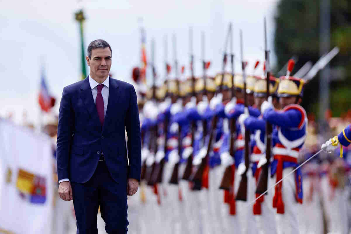 Spain's Prime Minister Pedro Sanchez reviews the honour guard before a meeting with Brazil's President Luiz Inacio Lula da Silva at the Planalto Palace in Brasilia, Brazil, March 6, 2024. REUTERS