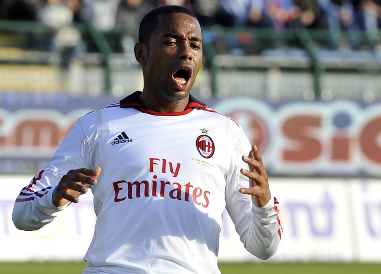 epa09696849 (FILE) - Forward of AC Milan Robinho during Serie A match Cagliari vs Milan at Sant'Elia stadium in Cagliari, Italy, January 6, 2011 (reissued 20 Januart 2022). Italy's Supreme Court confirmed on 19 January 2022 Robinho's nine-year prison sentence for sexually assaulting a woman. The assault took place in 2013 when Robinho was playing for AC Milan. Robinho was convicted of rape in 2017 and received a nine-year prison sentence. With the ruling of the Supreme Court the appeals process has finished. Robinho is living in Brazil and it is currently unclear whether he will serve his sentence at all as the Brazilian constitution bans the extradition of its citizens.  EPA