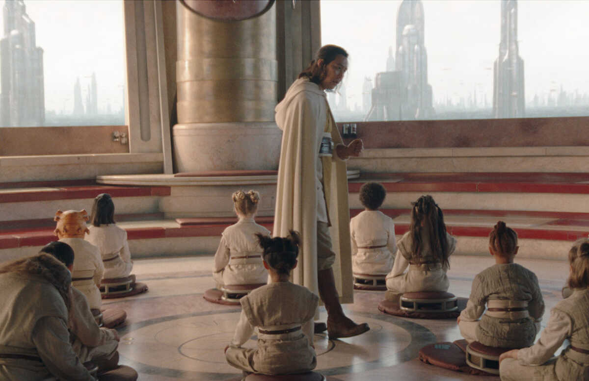 (Center): Master Sol (Lee Jung-jae) in Lucasfilm's THE ACOLYTE, exclusively on Disney+. ©2024 Lucasfilm Ltd. & TM. All Rights Reserved.