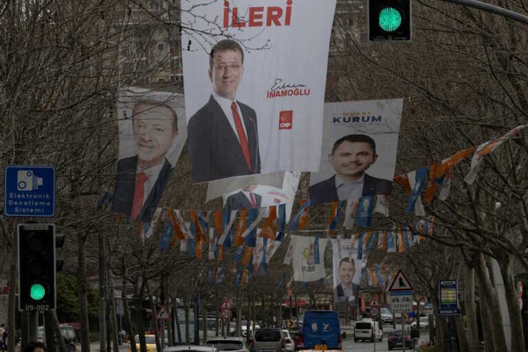 61 εκατομμύρια Τούρκοι ψηφοφόροι την Κυριακή στις κάλπες των δημοτικών εκλογών - Οι τελευταίες υπό τον Ερντογάν