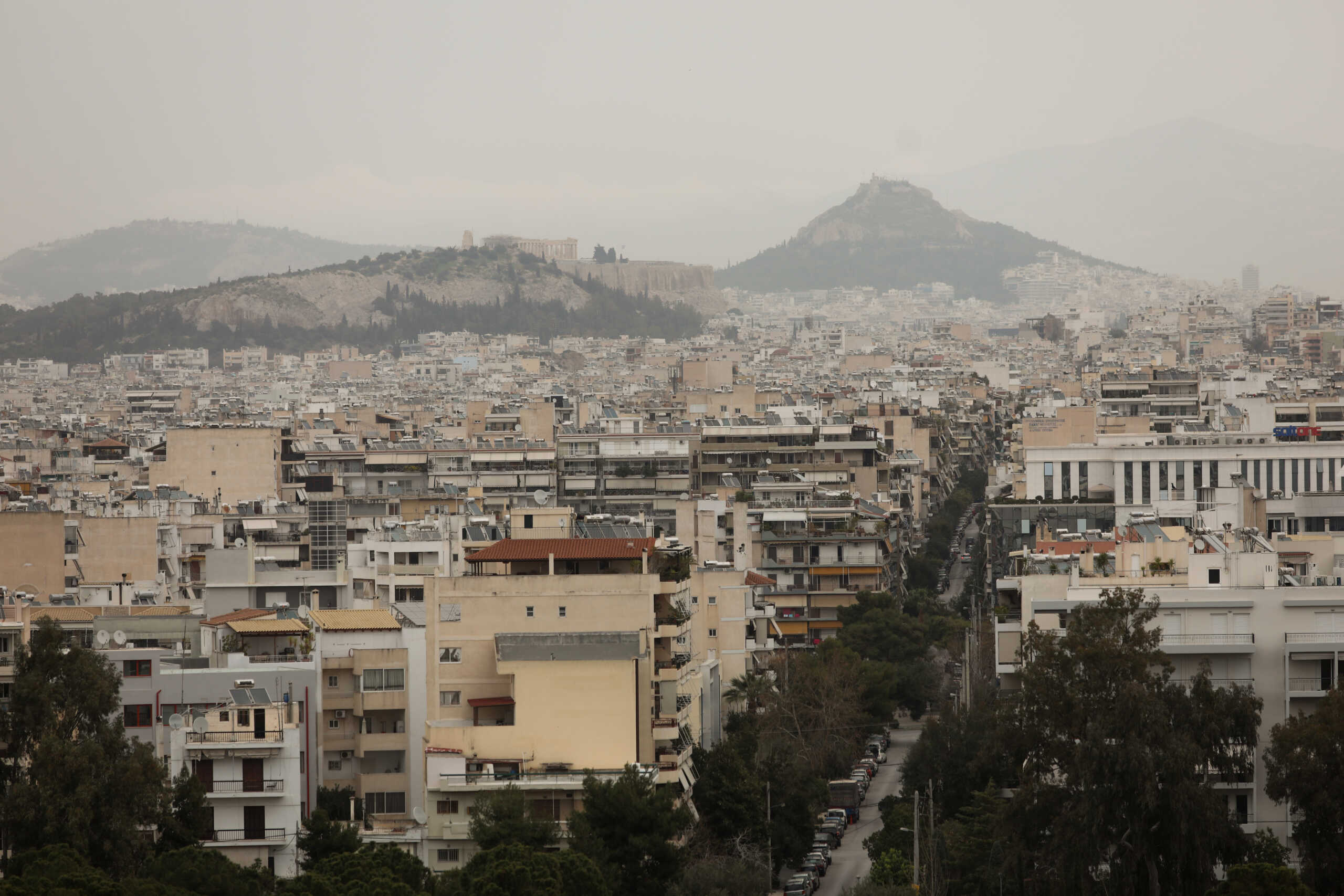 Καιρός – Μαρουσάκης: Αφρικανική σκόνη με ζέστη και μετά βροχές