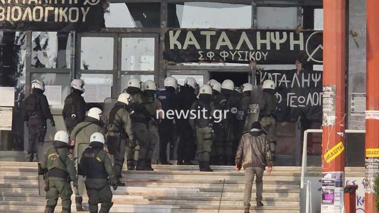 Στο Αυτόφωρο οι 49 συλληφθέντες στο ΑΠΘ - Πού εστιάζει η αστυνομία δυο μέρες μετά την επιχείρηση