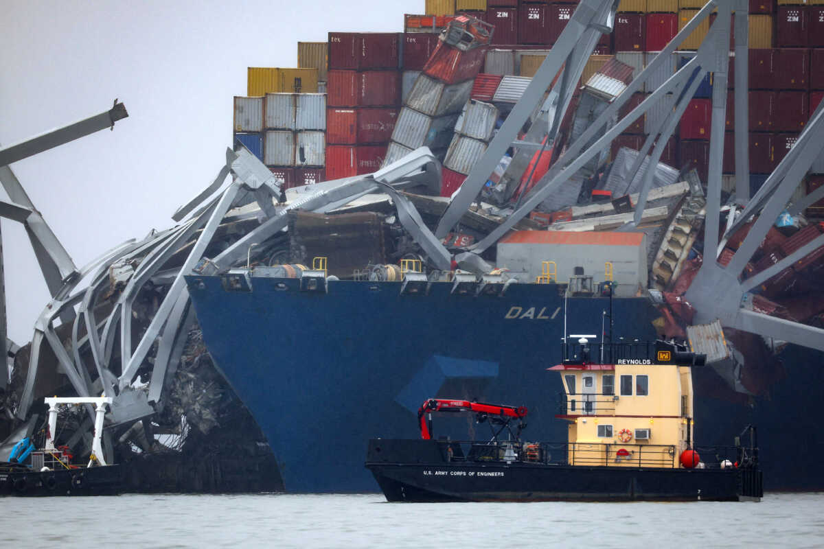 Βαλτιμόρη: Πόσα πλοία έχουν «κολλήσει» και ποιες επιχειρήσεις πλήττονται