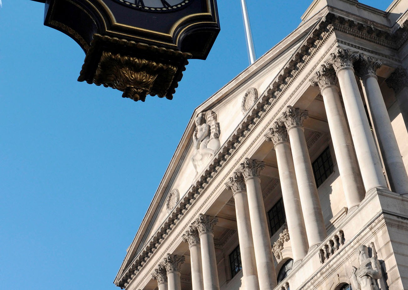 Τράπεζα Αγγλίας: Διατήρησε τα επιτόκια στο 5,25%