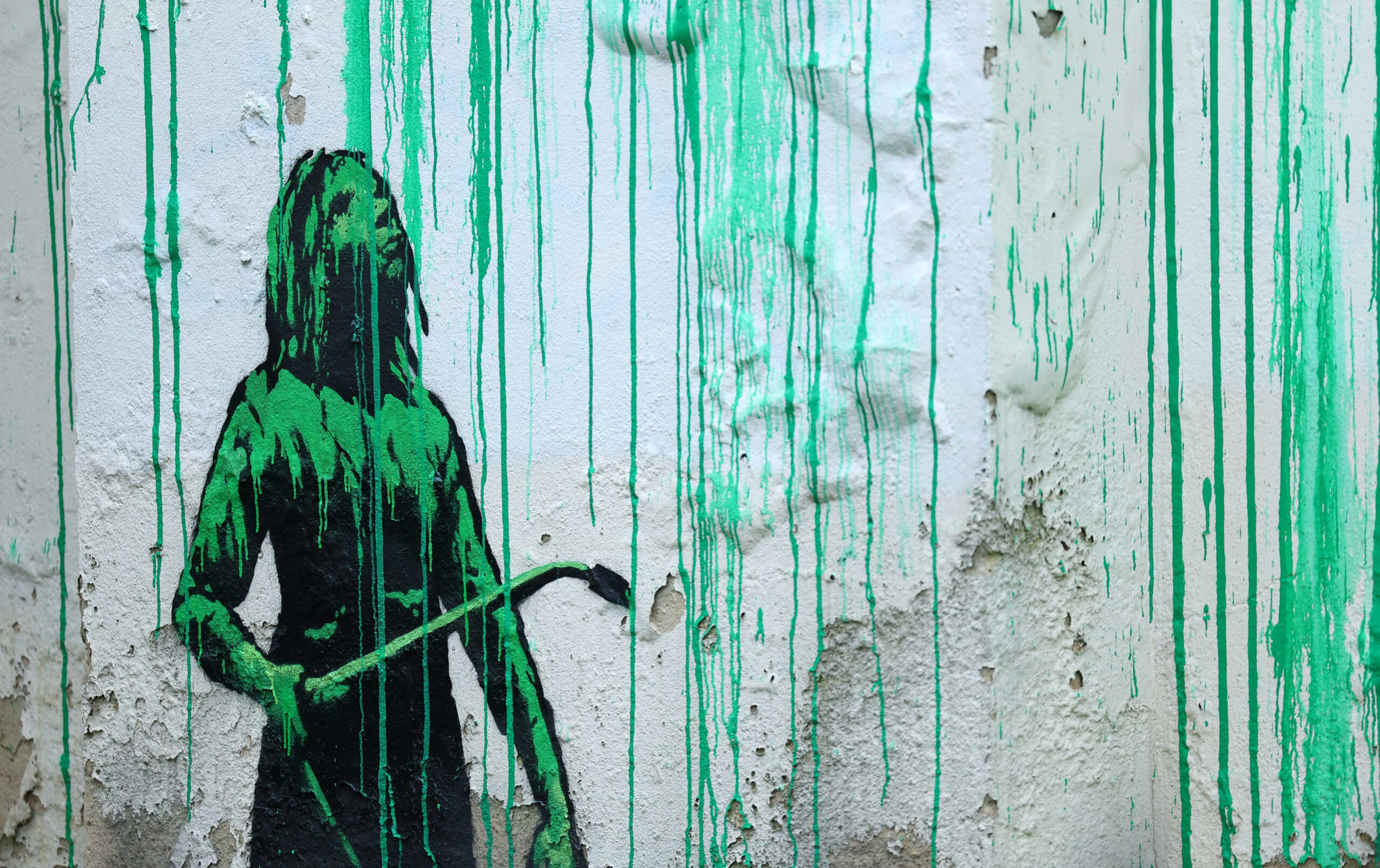 Banksy: Βανδάλισαν έργο του στο Λονδίνο, έριξαν λευκή μπογιά