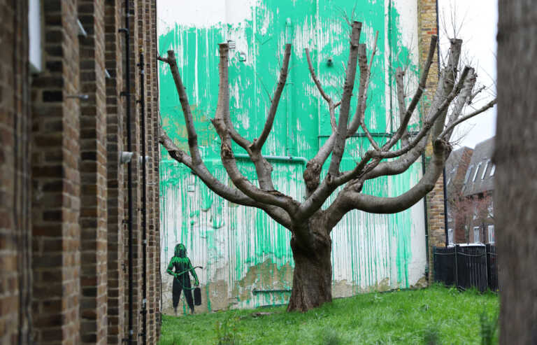 Banksy: Αποκαλύφθηκε η ταυτότητα του καλλιτέχνη «αίνιγμα»