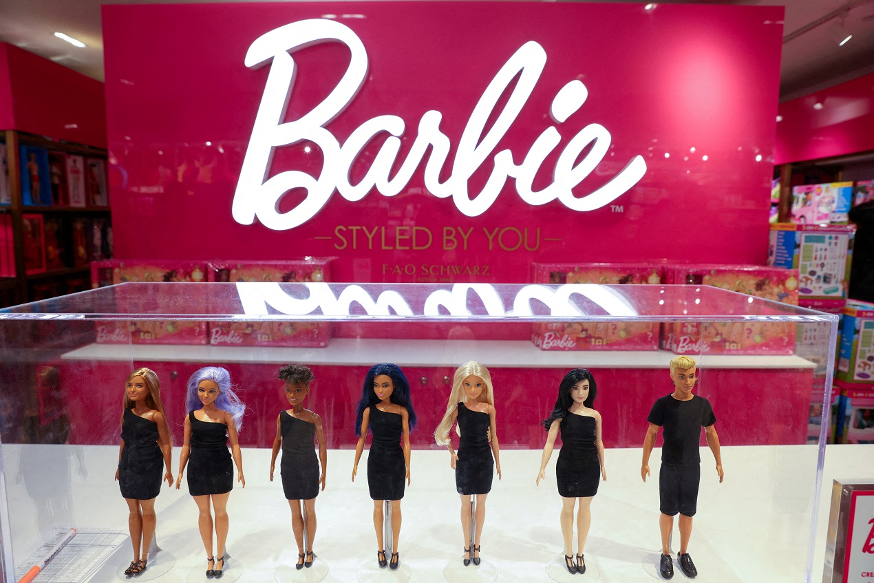 H Barbie γίνεται 65 ετών – Το ροζ φαινόμενο που αρνείται να αποσυρθεί