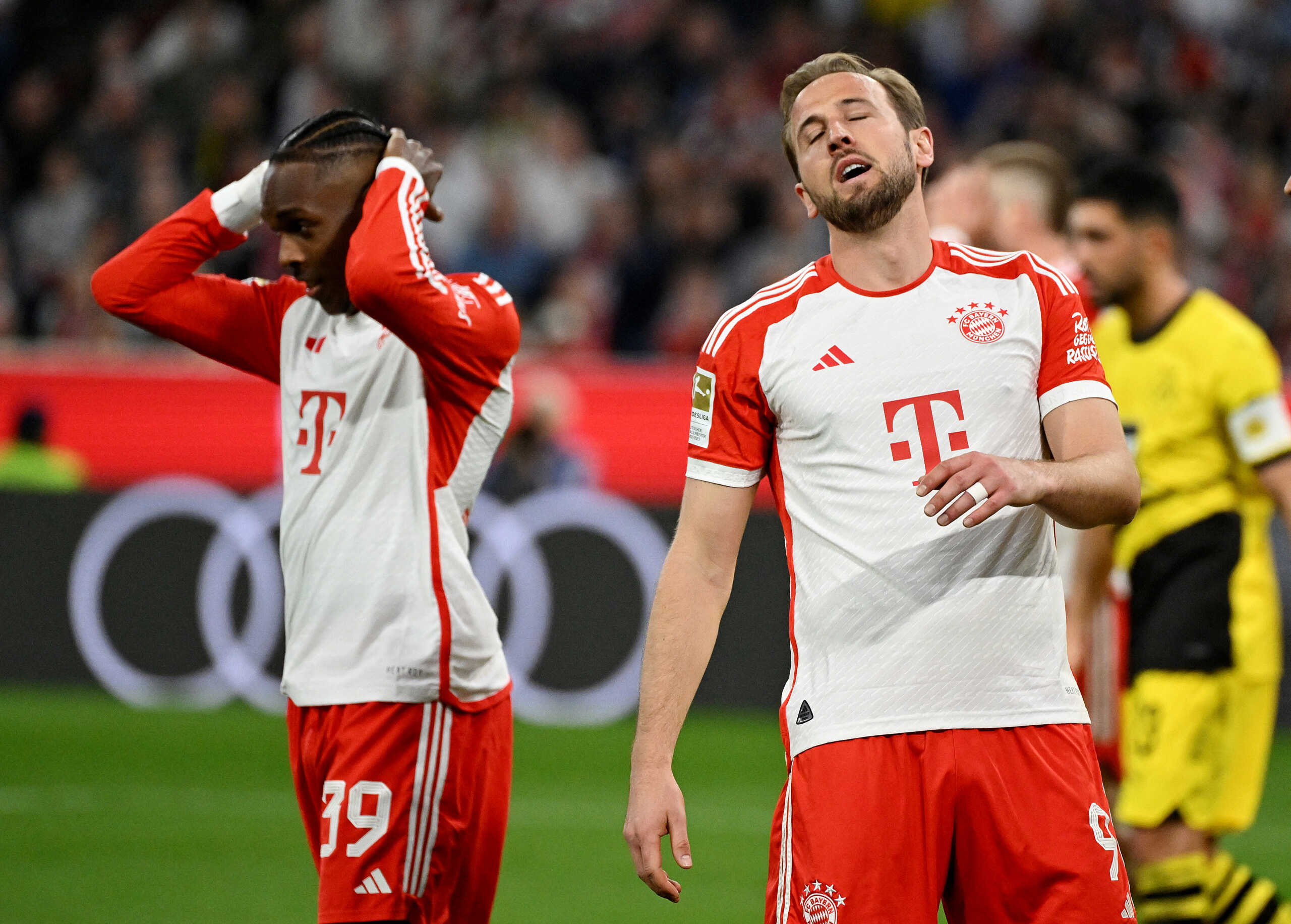 Soccer Football - Bundesliga - Bayern Munich v Borussia Dortmund - Allianz Arena, Munich, Germany - March 30, 2024 Bayern Munich's Harry Kane reacts REUTERS