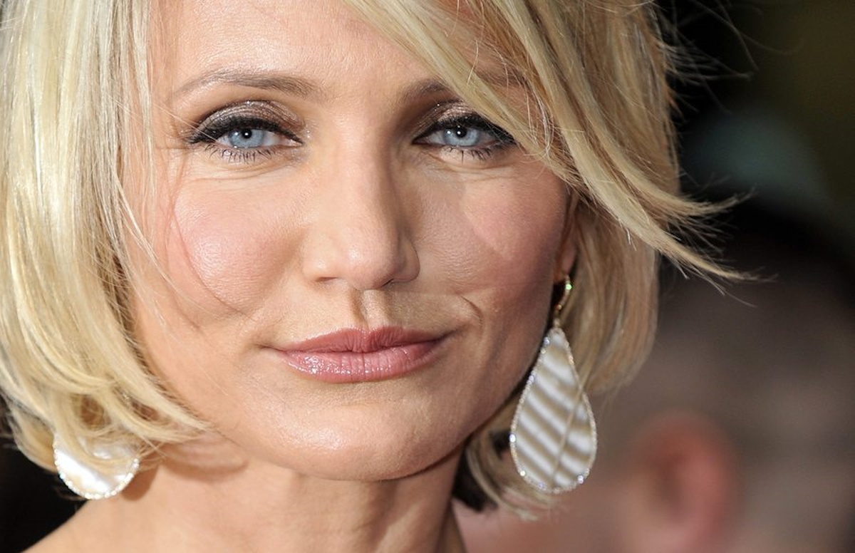 epa03230610 US actress Cameron Diaz attends the premiere of 'What to Expect When You're Expecting' in London, Britain, 22 May 2012. The film opens in British cinemas 25 May.  EPA